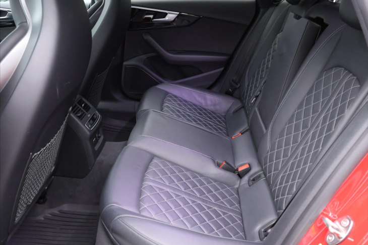 Audi S5 3,0 TDI 251kW S-line LED DPH