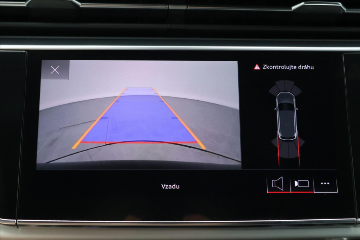 Audi Q7 3,0 TDI 210kW S-line CZ 1 Maj