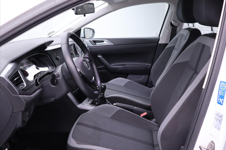 Volkswagen Polo 1,0 TSI 85kW Highline 1.Maj CZ