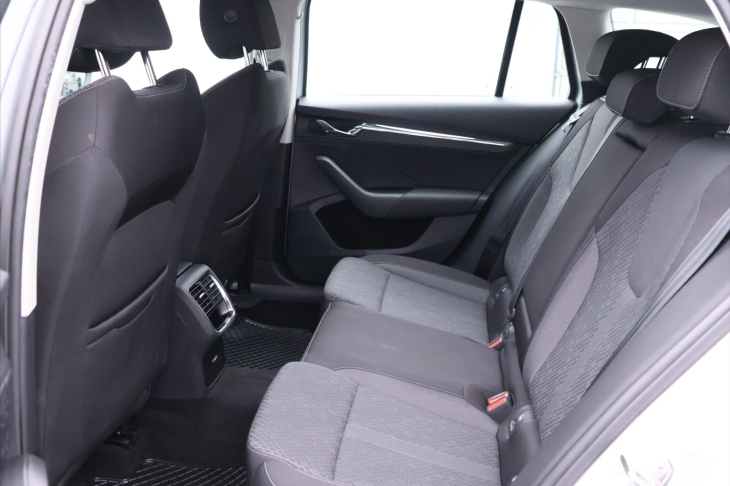 Škoda Octavia 1,5 TSI 110kW Style LED