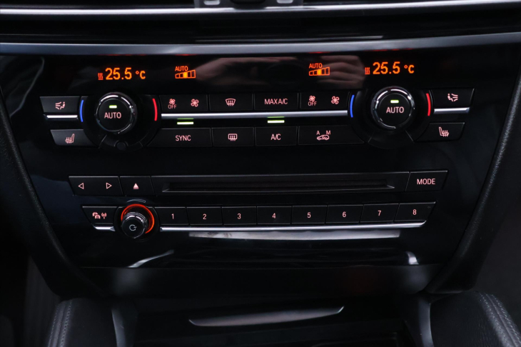 BMW X6 3,0 Xdrive 30D LED 190kW