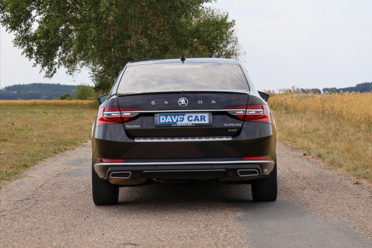 Škoda Superb 2,0 TDI 140kW 4x4 DSG L&K CZ