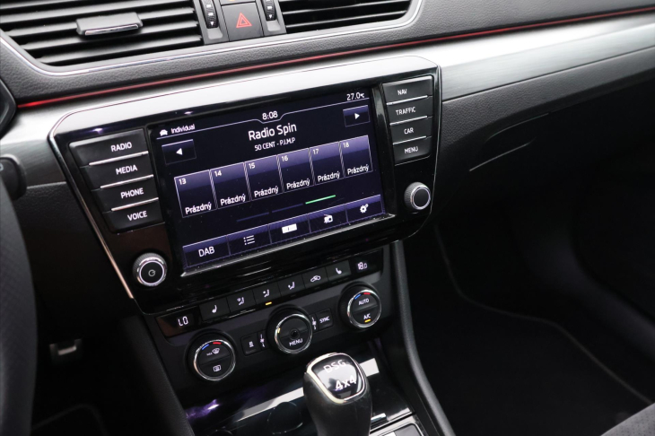 Škoda Superb 2,0 TDI 140kW DSG Sportline