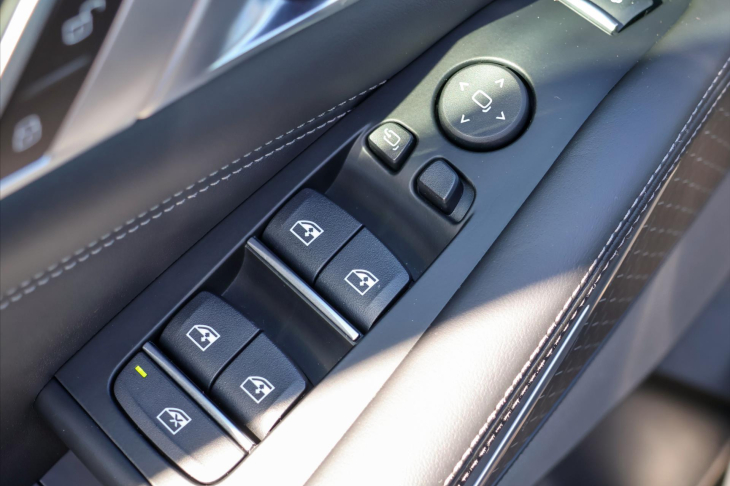 BMW X5 3,0 xDrive40i M-paket CZ DPH