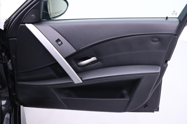 BMW M5 5,0 373kW Kůže Klima. Navigace