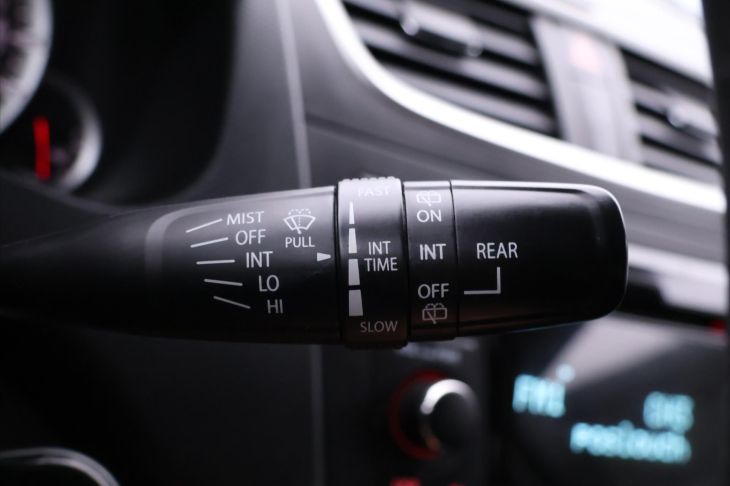 Suzuki Swift 1,2 VVT 66kW Klimatizace 1.Maj