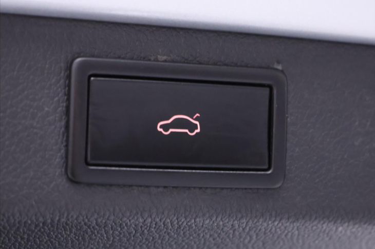 Škoda Superb 2,0 TDI 140kW DSG 4x4 CZ Scout