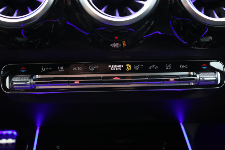 Mercedes-Benz GLB 2,0 200d 4Matic AMG Premium