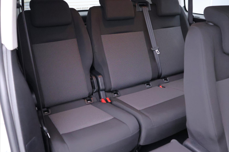 Toyota ProAce Verso 2,0 D-4D 130kW Shuttle 8-Míst