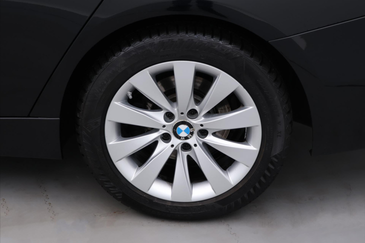BMW Řada 3 2,0 318d xDrive Xenon Navi Kůže