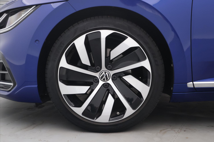 Volkswagen Arteon 2.0 TDI 147kW 4M DSG R-line DPH CZ