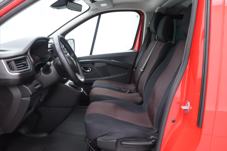 Renault Trafic 2,0 dci 110kW CZ DPH 9 Míst Aut