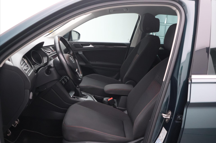 Volkswagen Tiguan 2,0 TDI Webasto Tažné 1.Maj.