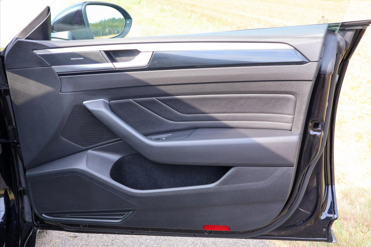 Volkswagen Arteon Shooting Brake 2,0 TDI 147kW DSG R-line 4M