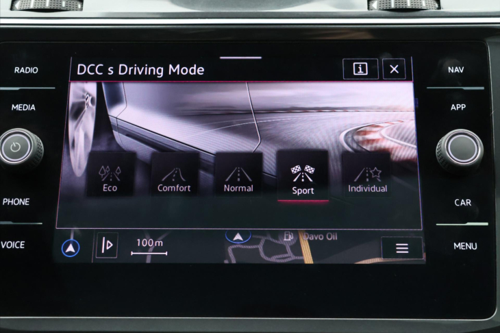 Volkswagen Tiguan Allspace 2,0 TSI DSG 4M R-Line 7Míst DPH