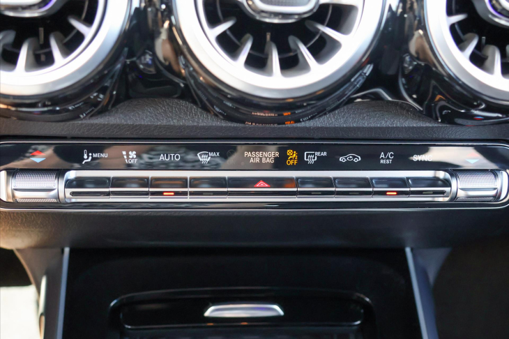 Mercedes-Benz GLB 2,0 200d 4Matic AMG Premium