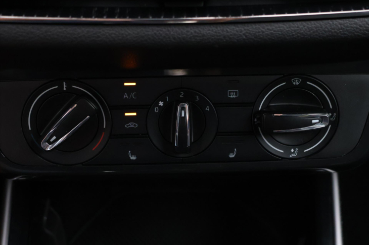 Škoda Fabia 1.0 TSI 70kW Style CZ DPH