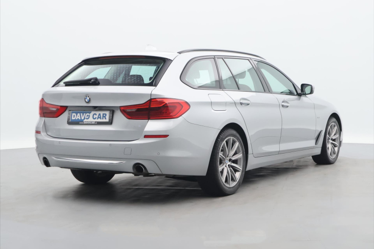 BMW Řada 5 2,0 530i xDrive Luxury Line
