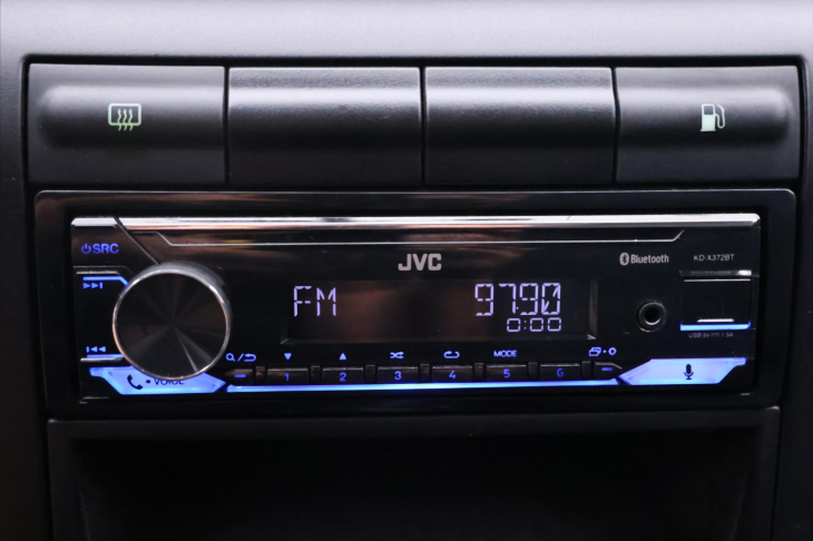 Škoda Octavia 1,6 i 75kW CZ Serv.Kniha