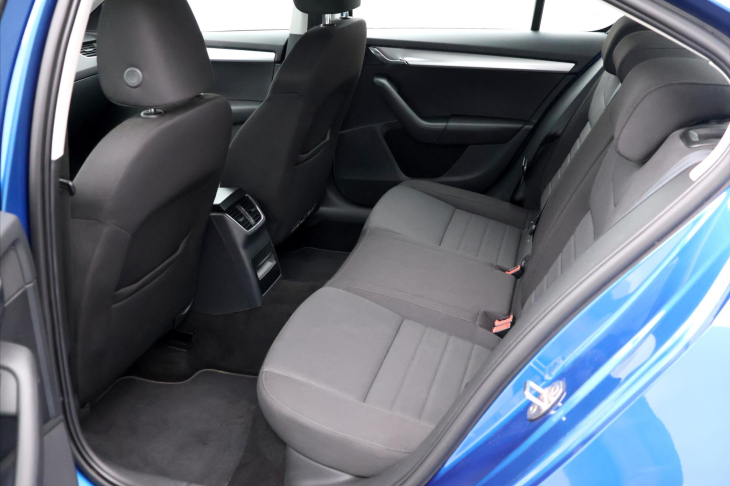 Škoda Octavia 2,0 TDI 110kW Elegance CZ