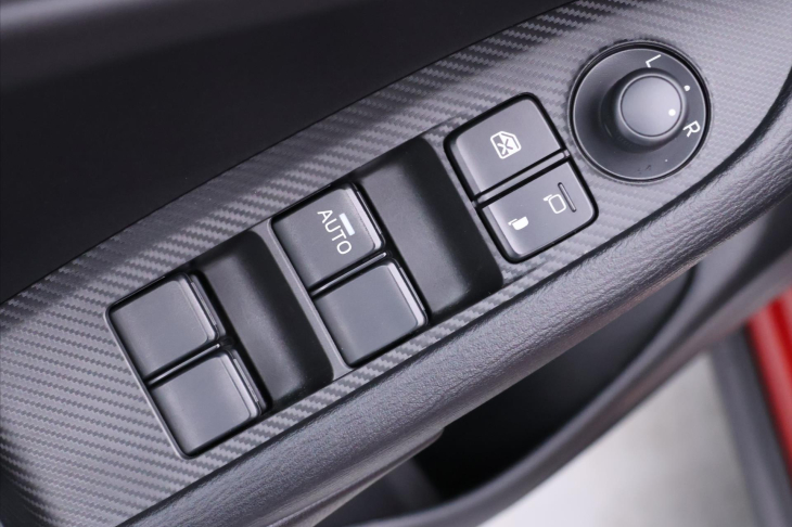 Mazda CX-3 2,0 Skyactive-G121 Revolution