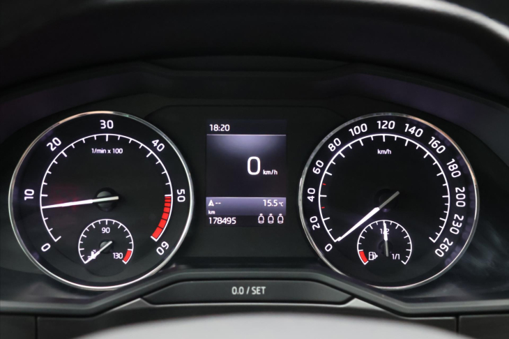 Škoda Superb 1.6 TDI Style plus Kůže Navi