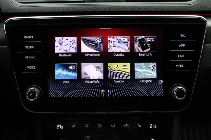 Škoda Superb 2,0 TDI DSG Sportline LED DPH