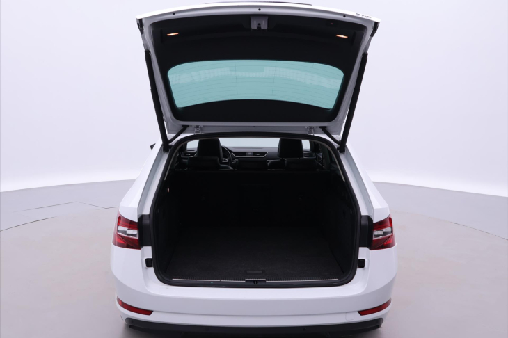Škoda Superb 2.0 TDI DSG 140kW L&K 4x4 CZ