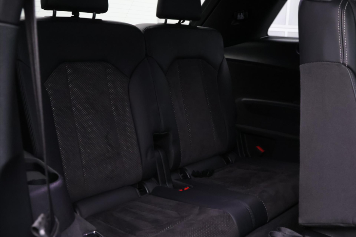 Audi Q7 3,0 TDI 200kW Quattro S-LINE