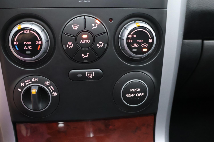 Suzuki Grand Vitara 2,0 JLX 103kW Aut. CZ