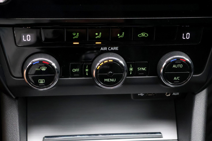 Škoda Octavia 1,6 TDI Ambition LED Navi