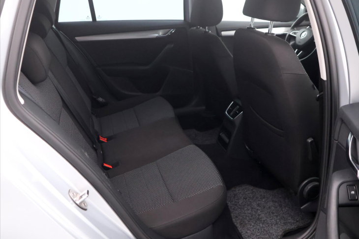Škoda Octavia 2,0 TDI 135kW 4x4 DSG Ambition