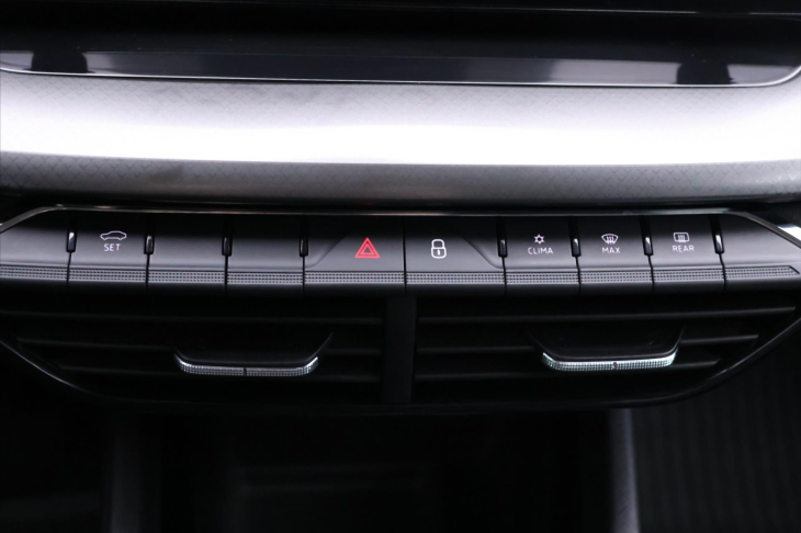 Škoda Octavia 2,0 TDI 110kW Ambition CZ DPH