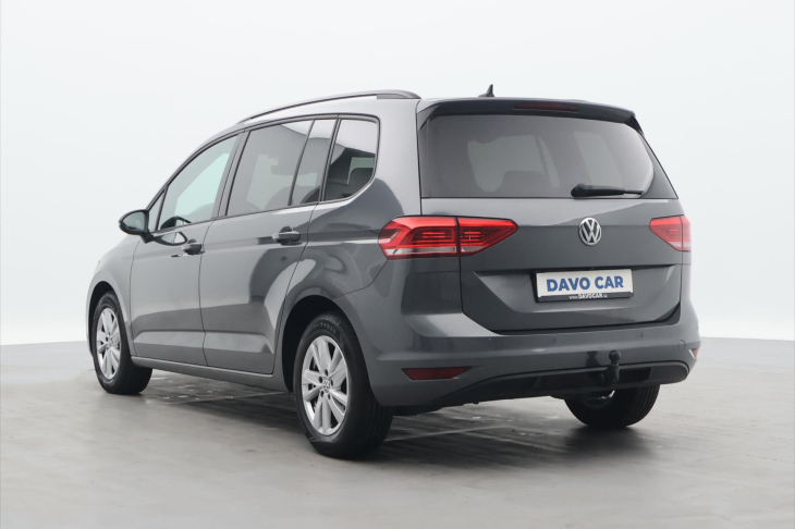 Volkswagen Touran 2,0 TDI DSG Parorama Navi
