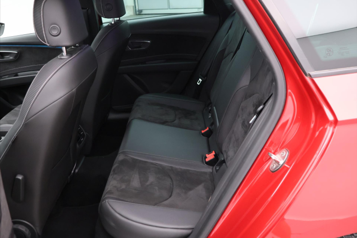 Seat Leon 2.0 221kW Cupra DSG 4Drive