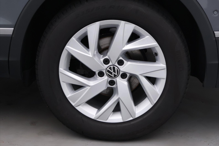 Volkswagen Tiguan 1,5 TSI EVO DSG CZ 1.Maj. DPH