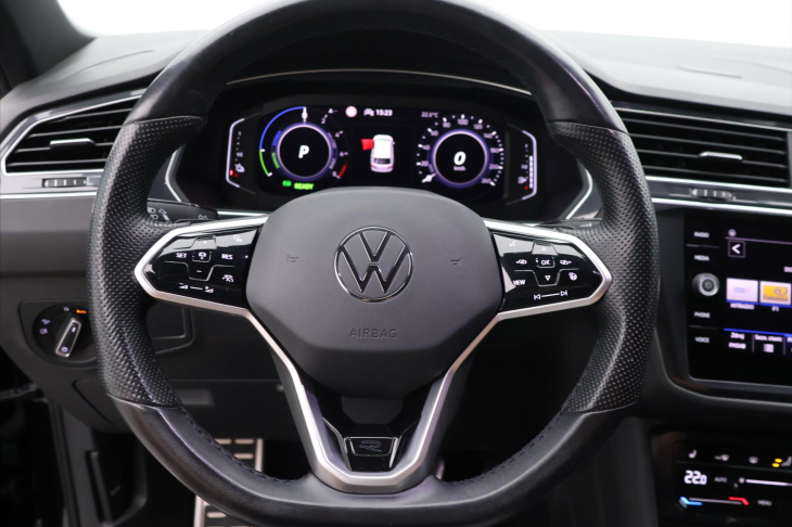 Volkswagen Tiguan 1,4 TSI PHEV 180kW R-Line DPH