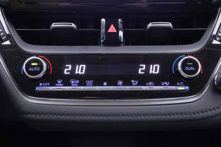 Toyota Corolla 1,6 i 97 kW CZ 45'521 Km