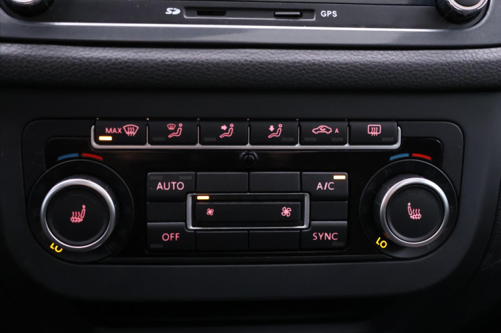 Volkswagen Tiguan 2,0 TDI 103kW DSG 4M Tažné