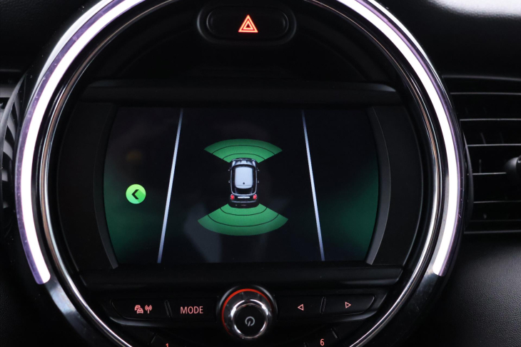 Mini One 1,5 i 75kW JCW Kůže 1.Maj.