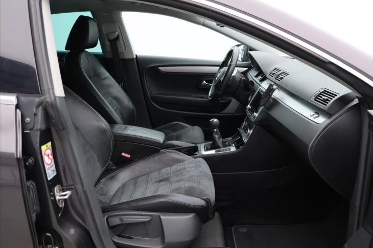 Volkswagen Passat CC 2,0 TSI Sport 147kW M6F
