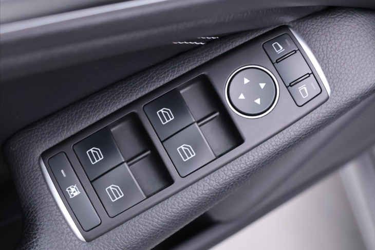 Mercedes-Benz CLA 1,5 180d Automat CZ Tempomat
