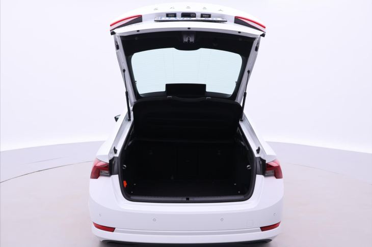 Škoda Octavia 2,0 TDI 110kW DSG Style CZ DPH