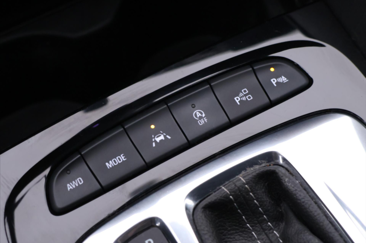 Opel Insignia 2,0 GSi 169kW ST Aut 4x4 CZ DPH