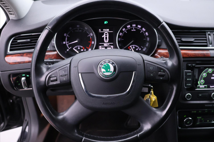 Škoda Superb 1,4 TSI Elegance Navi 1.Maj.