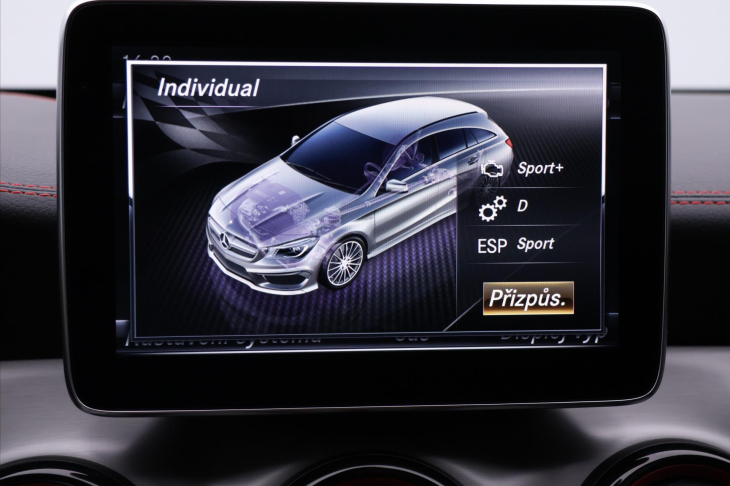 Mercedes-Benz CLA 2,0 45 AMG 280kW 4Matic H&K