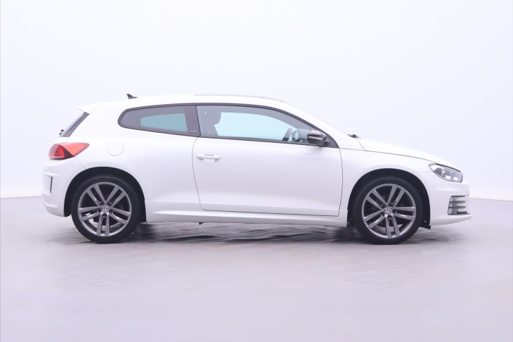 Volkswagen Scirocco 2,0 TDI 110kW DSG R-Line Xenon