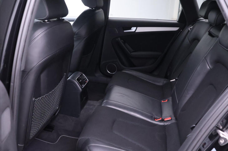 Audi A4 3,0 TDI 180kW quattro S-Line