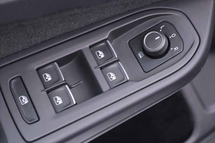 Volkswagen Golf 1,5 1.5 TSI EVO 110 kW CZ