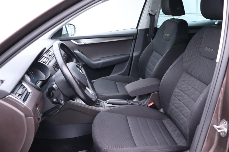 Škoda Octavia 2,0 TDI 135kW 4x4 DSG CZ Scout